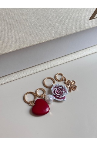 Gül, Kalp, Yonca Ve İnci Figürlü Altın Renk Charm Küpe 4 Lü Set Altın