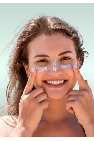 Ixora Leke Karşıtı Yüz Güneş Kremi SPF50+ 50 ML