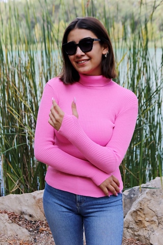 İpli Pembe Renk Balıkçı Yaka Parmak Detaylı Kadın Kazak Pembe