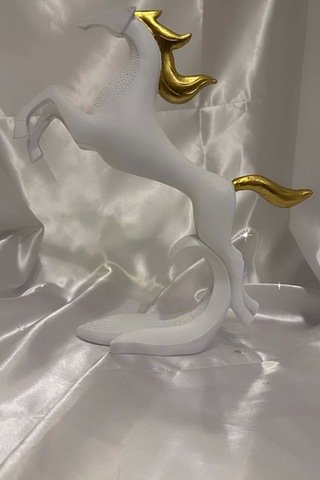 Avatar Kaideli Kübik Şahlanan Uçan At Beyaz