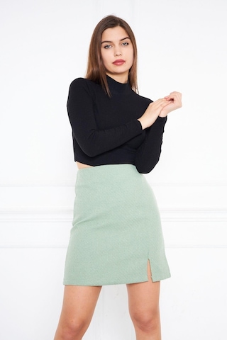 Açık Yeşil Yandan Yırtmaçlı Mini Etek DM2008 Yeşil