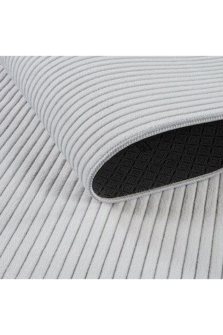 Tropikal Home Konforlu Şık Dekoratif Kaymaz Tabanlı , Yıkanabilir Ve Leke Tutmaz Dört Mevsim Yolluk Gri