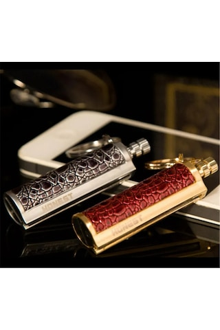 Moveevo Honest Spire 2 Suluğa Dayanıklı Yeniden Kullanılabilir Çakmak, 15.000 Den Fazla Yakma, Outdoor Kamp İçin Hediye Kutulu Kırmızı Çok Renkli