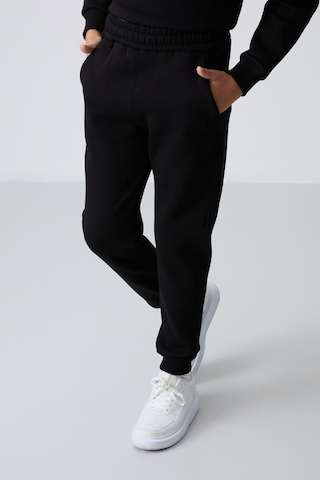 Tommy Life Siyah Pamuklu Kalın İçi Tüylü Yumuşak Dokulu Standart Fit Nakışlı Erkek Çocuk Eşofman Takım - 11249 Siyah