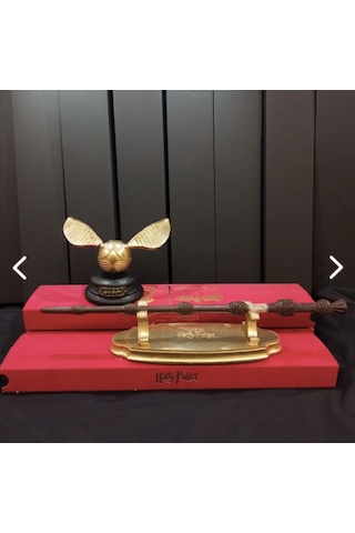 Harry Potter Golden Snitch Ve Standlı Dumbledore Mürver Asa Seti