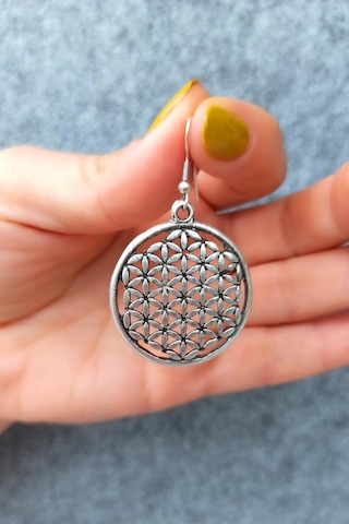 Yaşam Çiçeği Şekilli Kadın Küpe Çift Adet Gümüş Kaplama El Yapımı Kadın Küpe Gümüş