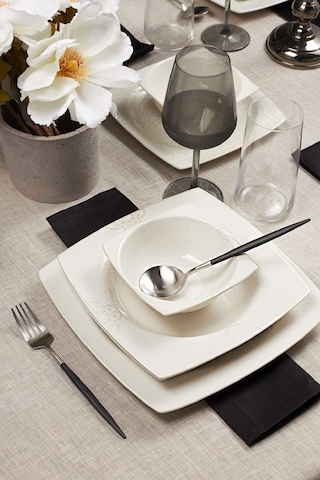 Karaca  Square Bone Royal Lace 24 Parça 6 Kişilik Yemek Takımı