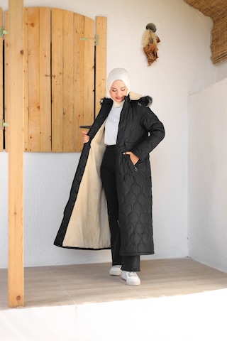 Harman Butik Kadın Tam Kürklü Kapüşonlu Kapitone Mont Siyah Siyah