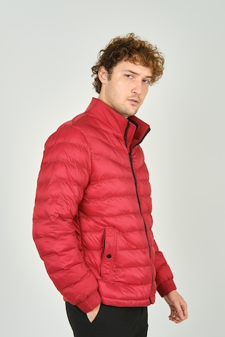 Allegro Erkek Hakim Yaka Fermuar Kapamalı Cep Detaylı Kapitone Şişme Mont 7360 Kırmızı Kırmızı