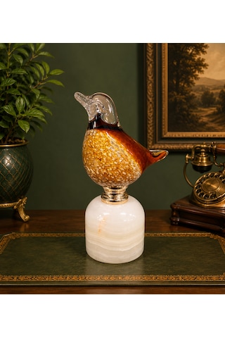 Üfleme Cam Dekoratif Kuş Biblo Beyaz Kaideli Amber Renkli El Yapımı Masaüstü Süs Objesi 17 Cm .