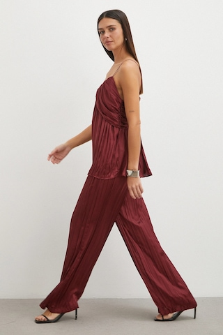 Uterpe Mürdüm Pliseli Saten Pantolon Bordo
