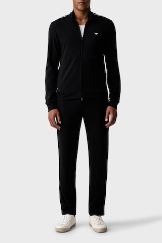 Emporio Armani Logolu Regular Fit Dik Yaka Eşofman Takımı Erkek Eşofman Takımı Em006961 Af25024 Uc001 Siyah