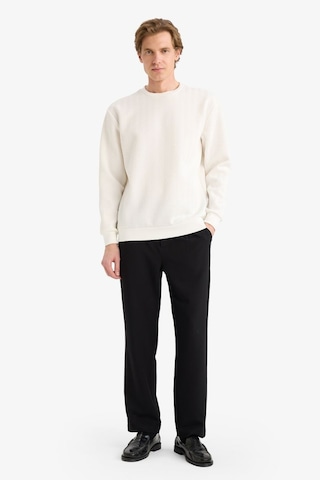 Defacto Regular Fit Bisiklet Yaka Sweatshirt F9854ax26spwt32 Beyaz-wt32