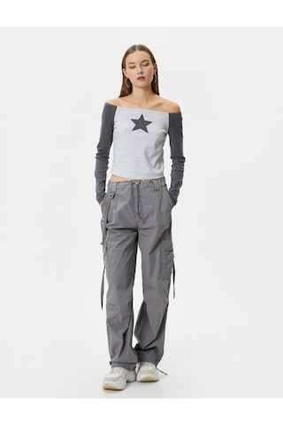Koton Kayık Yaka Tişört Uzun Kollu Renk Bloklu Yıldız Aplike Detaylı Slim Fit Gri Melanj 4sal10500ık 4SAL10500IKGRM Gri Melanj