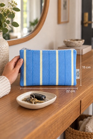 Makyaj Çantası Ve Seyahat Düzenleyici Çizgili 22x15 Cm