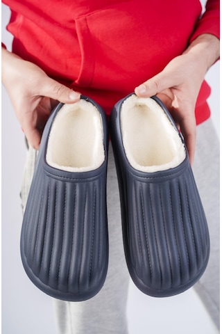 Modafrato Flora Kapalı İçi Yünlü Unisex Ev Terliği Kışlık Terlik Su Geçirmez Lacivert