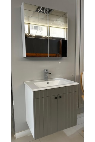 Banyo Dolabı Aynalı Cnc İşlemeli 65 Cm Gri Kulplu
