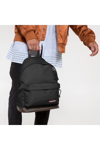 Eastpak Wyoming Black Sırt Çantası EK0008110081 Siyah