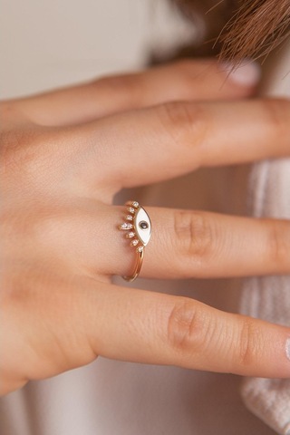 Mineli Kirpik Altın Yüzük