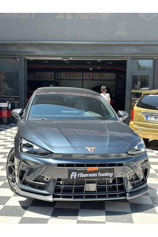 Cupra Leon 2023... Ön Tampo Lip---fibersan Tuning 0000