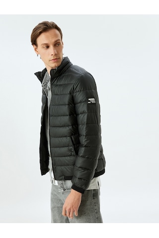 Koton Dik Yaka Etiket Detaylı Lateks Kumaş Slim Fit Şişme Ceket Siyah 5wam20029hw Siyah
