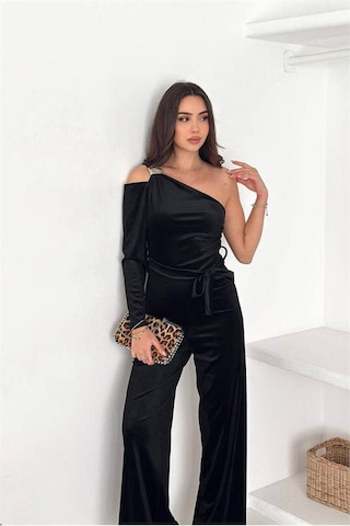 Neşeli Butik Kadın Siyah Kuşaklı Tek Omuz Kadife Kumaş Tulum Nbk068 Siyah