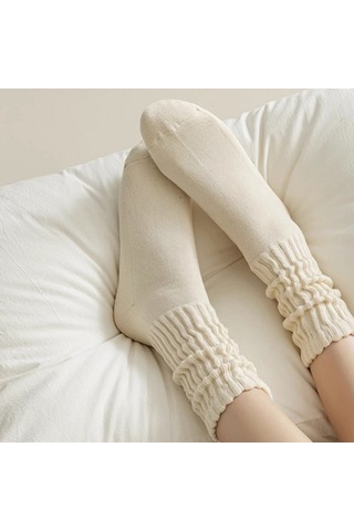 Monyee Bej 27cm Uzunlukta Dik Çizgili Kumaş Çorap - 95% Poliester 5% Spandeks 1 Adet Bej
