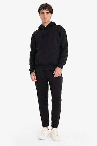 Defacto - Regular Fit Beli Bağcıklı Cepli Paçası Lastikli Şardonlu Basic Düz Jogger Eşofman Altı E6326AX25AU Siyah