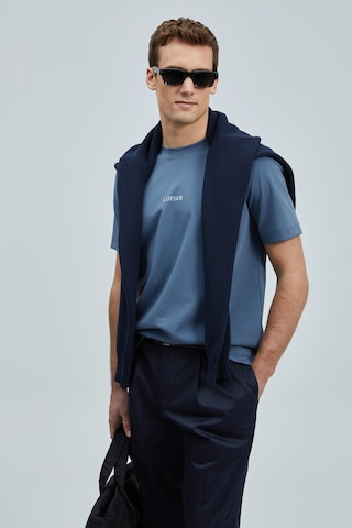 Lufian Erkek Marcus Modern Grafik T-shirt 111020235 Koyu Mavi Koyu Mavi
