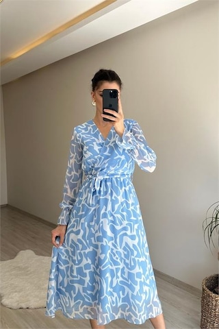 Neşeli Butik Kadın Kruvaze Yaka Desenli Midi Boy Şifon Elbise Nm016 Mavi