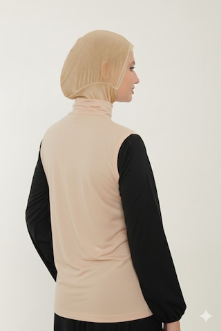 Sonbaharmoda Kadın Sıfır Kollu Yarım Balıkçı Yakalı Penye Likralı Body - Bej Bej