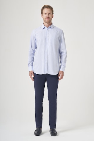 İmza Beyaz-mavi Sert Yaka Uzun Kol Cepli Çizgili Desen Comfort Fit %100 Pamuk Gömlek 1004260221 Beyaz - Mavi
