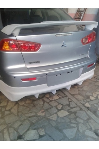 Mitsubishi Lancer Evo Arka Ek Plastik Uyumlu