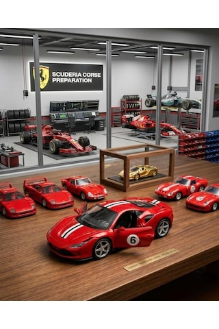 Ferrari Temalı Sport Araba Açılabilir Kapılı Dayanıklı 12 cm Oyuncak Araba Kırmızı