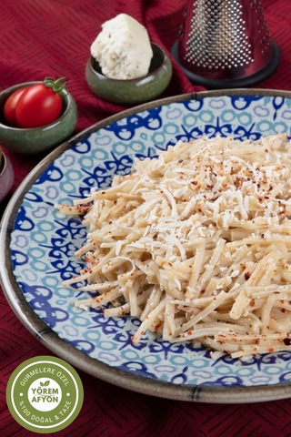 Yörem Afyon Meşhur Afyonkarahisar Bol Yumurtalı Ev Yapımı Katkısız Erişte 500gr.