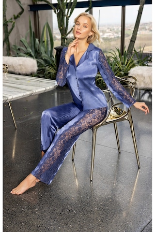 Kadın Lacivert Dantel Detaylı Düğmeli Saten Pijama Takımı Zarif Ve Modern 2 Li Set