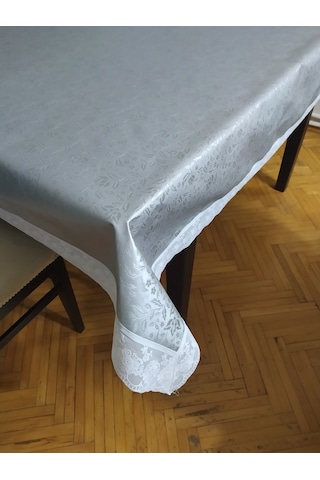 Masa Örtüsü Pvc Dantel Kenar 140X180Cm