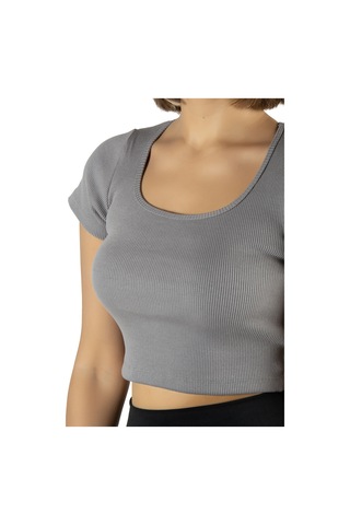 Terapi Men Gri Havuz Yaka Fitted/vücuda Oturan Kısa Kol Crop Tişört Gri