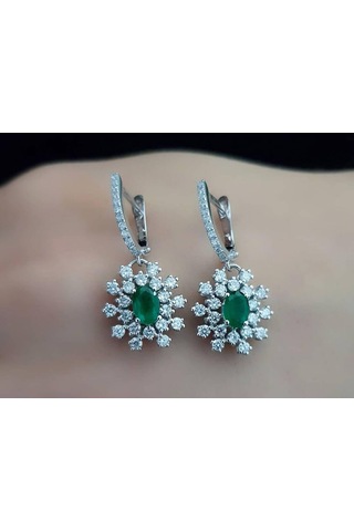 Sirius Pırlanta Ve Oval Zümrüt Taşlı Hare Küpe  0823E0023