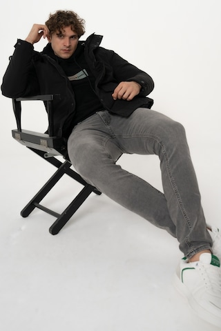 Suya Dayanıklı Kapüşonlu Parka- Champ Siyah