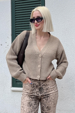 Madmext Vizon Uzun Kollu Düğmeli Crop Hırka Mg2198 VIZON