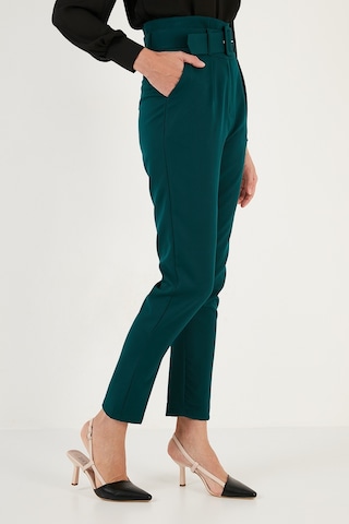 Lela Yüksek Bel Cepli Kemerli Regular Fit Kumaş Bayan Pantolon 611Pl04 Zümrüt