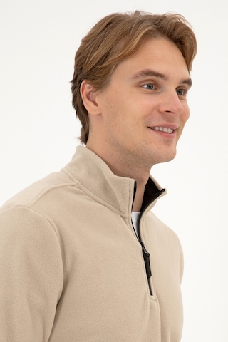 U.S. Polo Assn. Erkek Regular Fit Koyu Bej Polar Yarım Fermuarlı Basic Sweatshirt 50313777-VR088