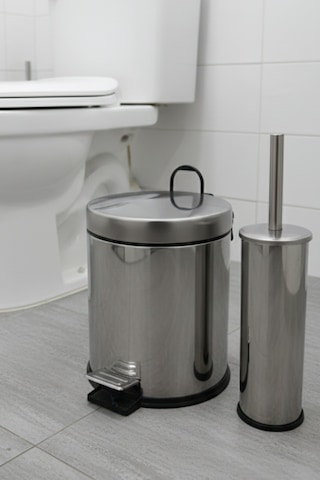 Paslanmaz Lüx Krom Banyo Seti - 5 Litre Pedallı Çöp Kovası Ve Wc Tuvalet Fırçası Takımı Krom
