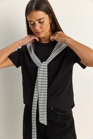 Shade Kadın Çizgili Şal Detaylı Relaxed Basic T-shirt 7679 60286112 - Siyah