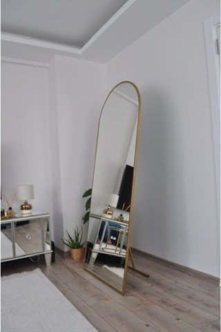 Effe Gold Metal Çerçeveli Oval Ayaklı Boy Aynası 180 X 70 Cm