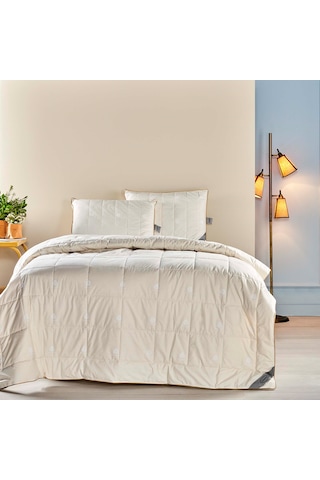 Linens Wooly Yün Çift Kişilik Yorgan Beyaz
