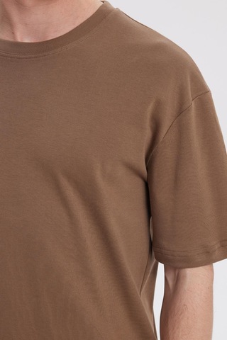 Tudors Unisex Oversize Geniş Kesim %100 Pamuk Yumuşak Dokulu Basic Bisiklet Yaka Kahverengi Tişört-35181 Kahverengi