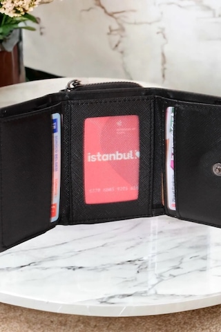 Mygeppetobag Kadın Fermuarlı Ve Çıtçıtlı Bozuk Para Bölmeli Şık Cüzdan Siyah Çok Renkli