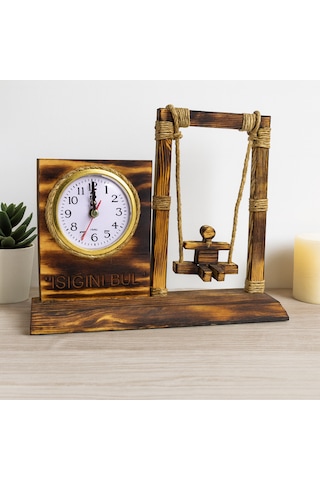 Dekoratif Ahşap Salıncaklı Masa Saati Kişiye Özel İsim Yazılabilir Tasarım ahşap